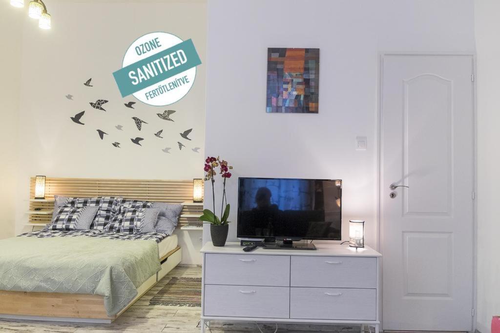 Standard Apartment By Hi5-Liszt Ferenc Square Budapest Luaran gambar